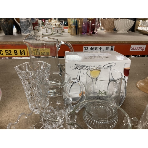 1206 - VARIOUS ITEMS OF GLASSWARE