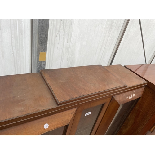 2518 - A SHINY WALNUT ART DECO DISPLAY CABINET ON CABRIOLE LEGS, 36