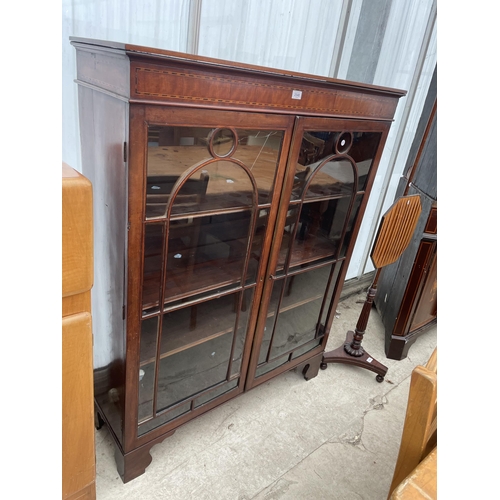 2548 - A 19TH CENTURY MAHOGANY AND INLAID TWO DOOR GLAZED BOOKCASE ON BRACKET FEET, 43.5