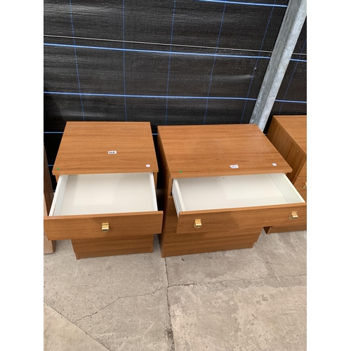 2918 - TWO RETRO TEAK SCHRIEBER CHEST OF THREE DRAWERS, 23.5