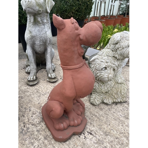 56 - A CONCRETE ORNAMENT OF SCOOBY DOO NO VAT