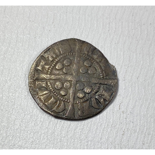 331 - A 15/16TH CENTURY SILVER HAMMERED COIN