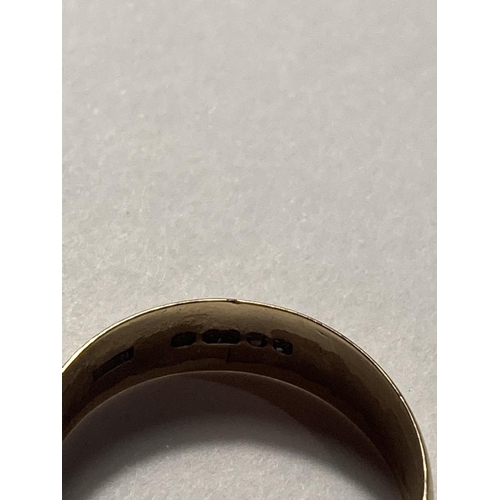 531 - A 9 CARAT GOLD WEDDING BAND SIZE S GROSS WEIGHT 3.1 GRAMS