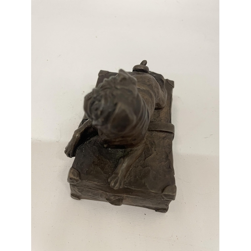 27 - A BRONZE EFFECT HEREDITIES DOG FIGURE, LENGTH 10CM