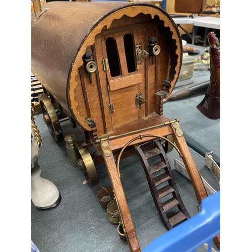 182 - A VINTAGE ROMANY STYLE WOODEN CARAVAN WITH SMALL BUCKET ACCESSORIES PLUS A DAPPLE GREY SHIRE HORSE I... 