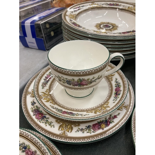 222 - A LARGE QUANTITY OF WEDGWOOD 'COLUMBIA' DINNERWARE TO INCLUDE VARIOUS SIZES OF PLATES, BOWLS, CUPS, ... 