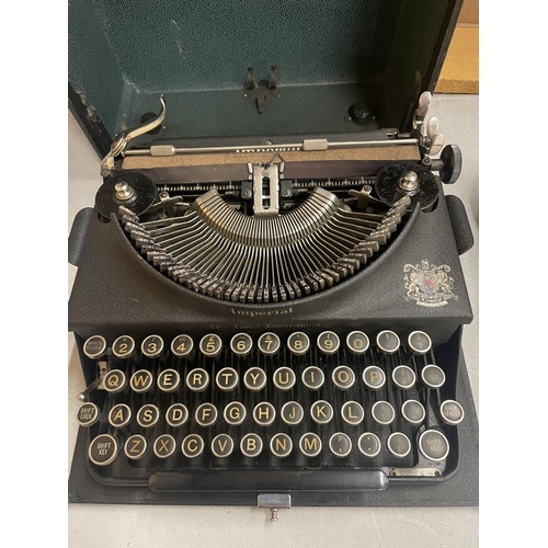 75 - A VINTAGE CASED IMPERIAL THE GRAND COMPANION TYPEWRITER