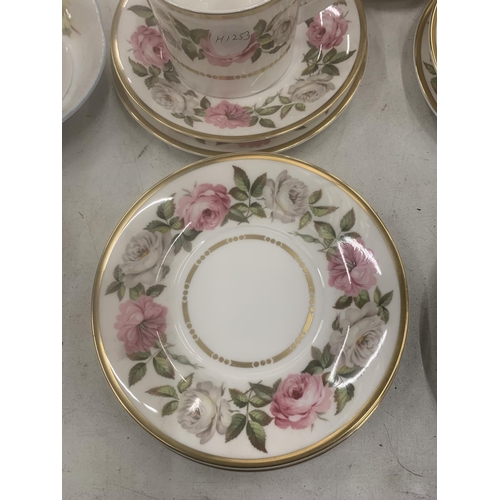 251 - A ROYAL WORCESTER 'ROYAL GARDEN' TEASET TO INCLUDE A CAKE PLATE, CREAM JUG, SUGAR BOWL, CUPS, SAUCER... 