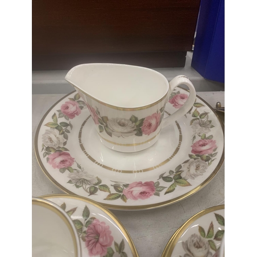 251 - A ROYAL WORCESTER 'ROYAL GARDEN' TEASET TO INCLUDE A CAKE PLATE, CREAM JUG, SUGAR BOWL, CUPS, SAUCER... 