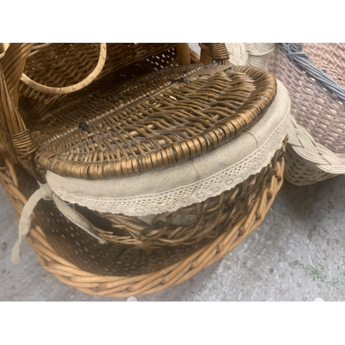 296 - A QUANTITY OF WICKER BASKETS TO INCLUDE SHOPPING BASKETS - 7 IN TOTAL