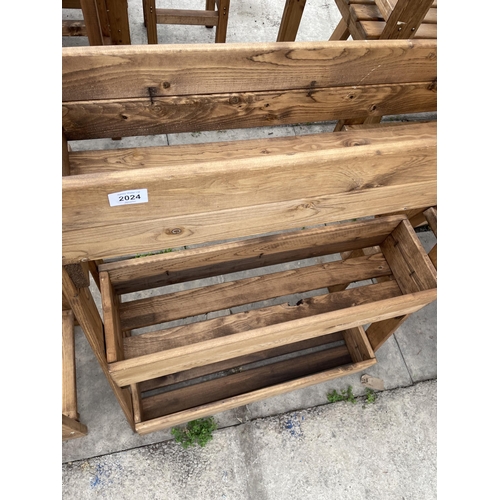 2024 - AN AS NEW EX DISPLAY CHARLES TAYLOR THREE TIER TROUGH PLANTER *PLEASE NOTE VAT TO BE CHARGED ON THIS... 