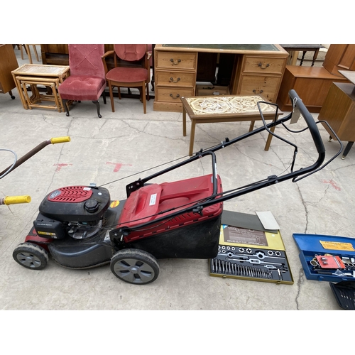 2009 - A MOUNTFIELD SP46 ELITE LAWN MOWER WITH GCV 145 WITH GRASS BOX, BELIEVED WORKING ORDER BUT NO WARRAN... 