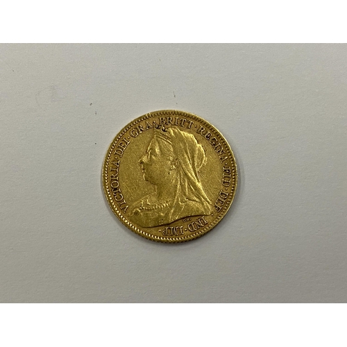 369 - A VICTORIAN 1901 GOLD HALF SOVEREIGN COIN