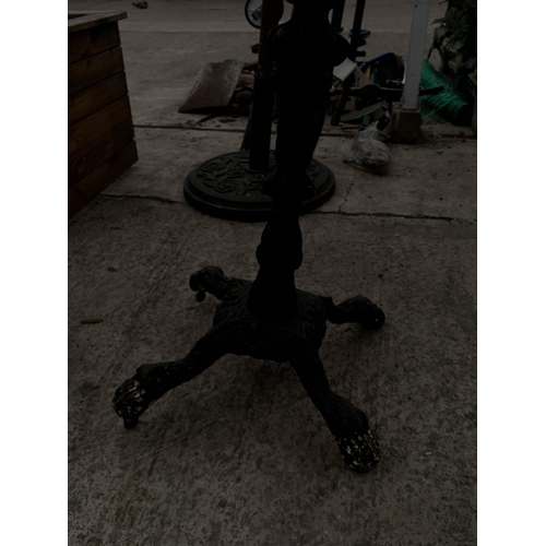 51 - A PUB TABLE WITH WOODEN TOP AND CAST IRON TABLE BASE (79CM x 79CM) NO VAT