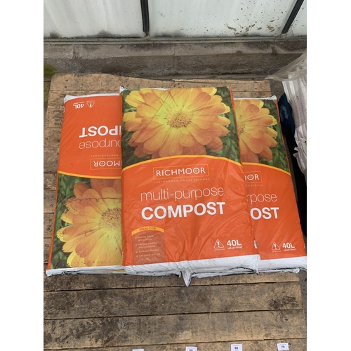 70 - FIVE BAGS OF RICHMOOR MULTI PURPOSE COMPOST 40L NO VAT