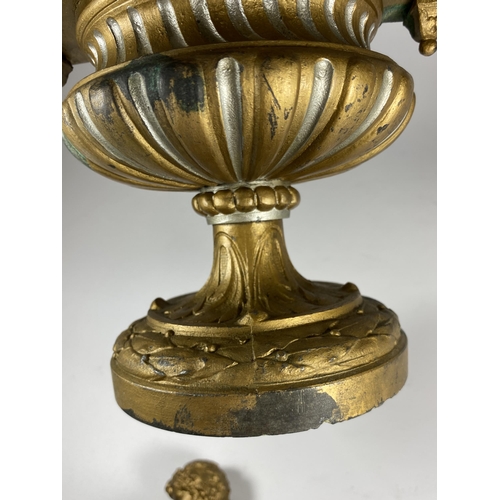 10 - AN UNUSUAL 19TH CENTURY PEDESTAL BRONZE URN WITH NEO-CLASSICAL RELIEF DESIGN ON FLUTED BASE WITH CHE... 