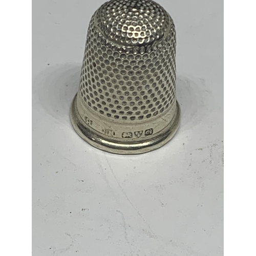 603 - A HALLMARKED CHESTER SILVER THIMBLE