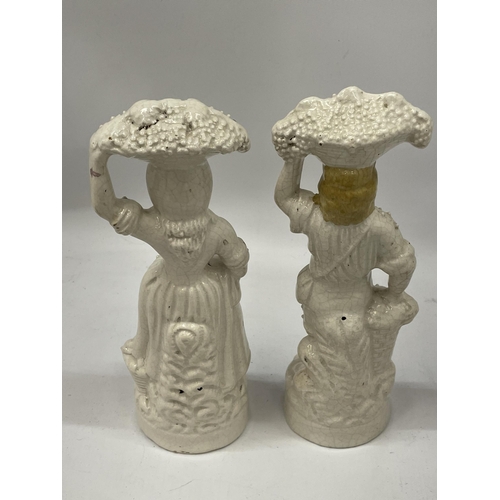 170 - A PAIR OF EARLY STAFFORDSHIRE FIGURES