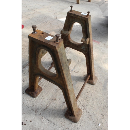 136 - CAST IRON STAND  NO VAT