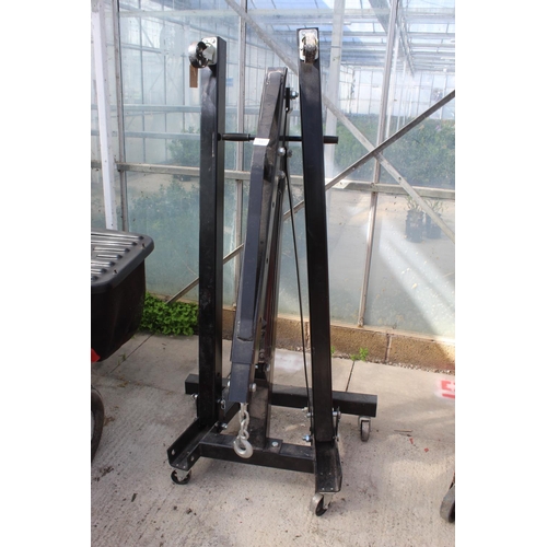 147 - 2 TON HYDRAULIC LIFT  NO VAT