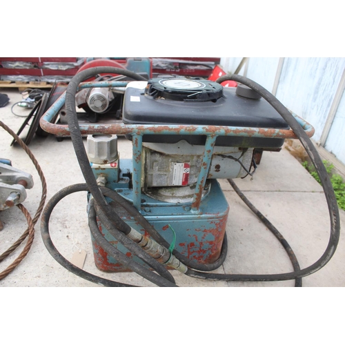 350 - TRACTEL HYDRAULIC PUMP  NO VAT