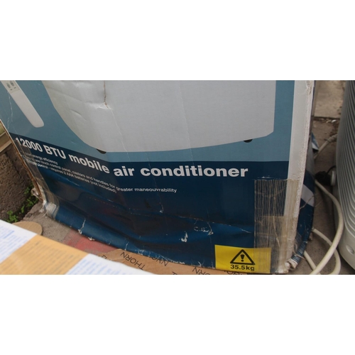 70 - BRAND NEW AIR CONDITIONING UNIT 1200 BTU AND BOX NO VAT