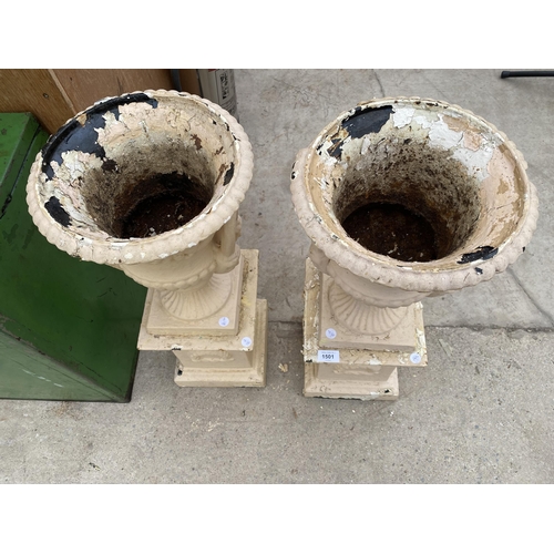 1501 - A PAIR OF VINTAGE CAST IRON URN PLANTERS ON PEDESTAL BASES (H:68CM D:28CM)