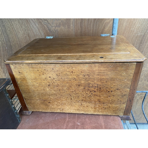 1545 - TWO DECORATIVE VINTAGE WOODEN STORAGE BOXES