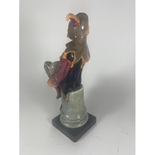 729 - A ROYAL DOULTON 'JESTER' HN2016 FIGURE (SECONDS)