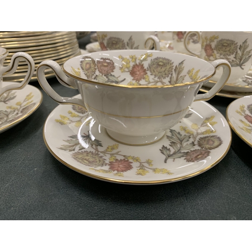 237 - A LARGE QUANTITY WEDGWOOD 'DITCHFIELD' DINNER SERVICE TO INCLUDE SERVING TUREENS, VARIOUS SIZES OF P... 