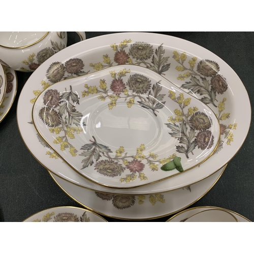 237 - A LARGE QUANTITY WEDGWOOD 'DITCHFIELD' DINNER SERVICE TO INCLUDE SERVING TUREENS, VARIOUS SIZES OF P... 