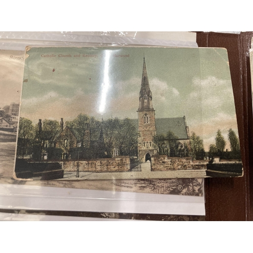 818 - A POSTCARD ALBUM WITH POSTCARDS PLUS A LARGE QUANTITY OF LOOSE VINTAGE POSTCARDS IN PLASTIC SLEEVES