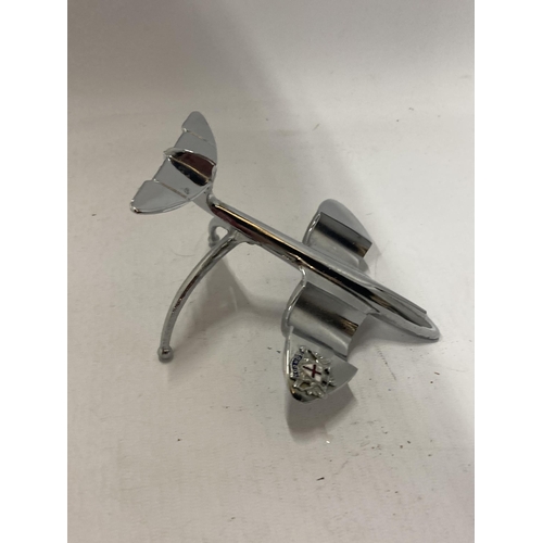 862 - A CHROME AEROPLANE PEN STAND