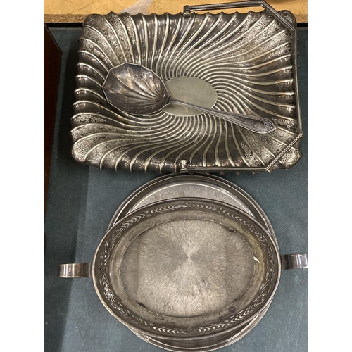 899 - A SILVER PLATED BASKET DISH WITH HANDLE, SMALL TRAY, ETC