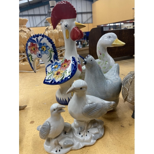 953 - FIVE BIRD ORNAMENTS TO INCLUDE SEAGULLS, DUCKS, ROOSTER AND HEN