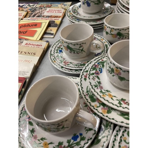 957 - A LARGE QUANTITY OF TRADE WINDS DINNERWARE TO INCLUDE CUPS, SAUCERS, PLATES, BOWLS ETC., TOGETHER WI... 