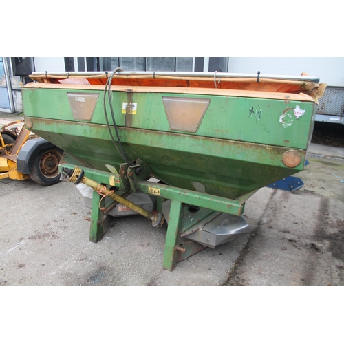 275 - AMAZONE FERTILIZER SPINNER  +  VAT