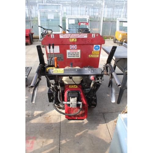 154 - MOTORISED BARROW TD500HL WITH HONDA ENGINE + VAT