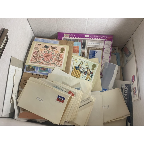 450A - SEVEN ALBUMS CONTAINING STAMPS FROM AROUND THE WORLD AND VARIOUS LOOSE STAMPS ETC