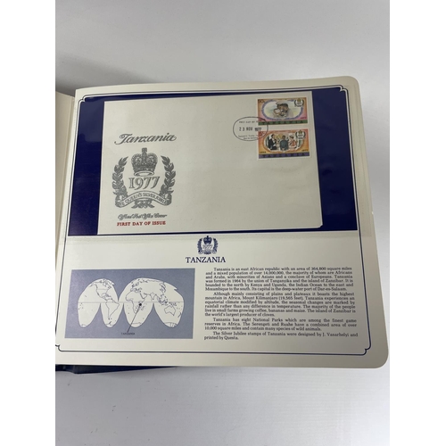 458 - 1977 SILVER JUBILEE ISSUES COMPLETE IN SPECIAL BINDER