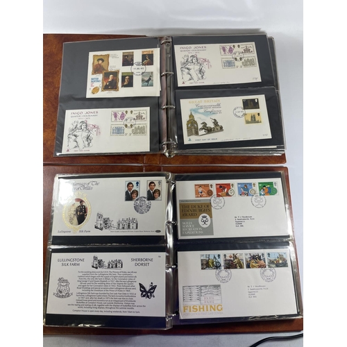 460 - GB TWO BOXED POST OFFICE FDC ALBUMS , 1973/80 AND 1980/84