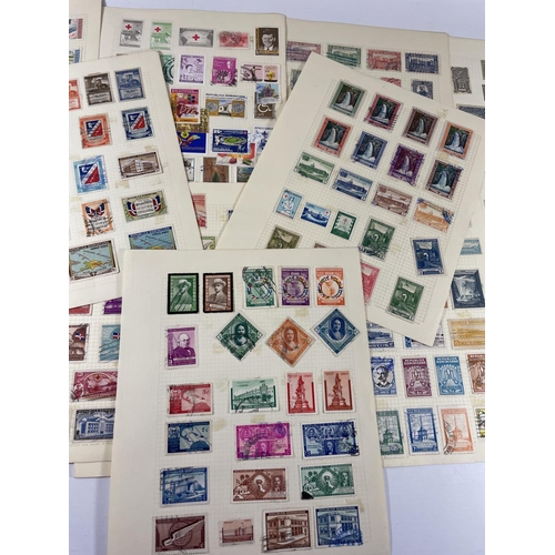 474 - A COLLECTION OF STAMPS FROM THE DOMINICAN REPUBLIC