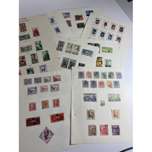 475 - A COLLECTION OF SPANISH STAMPS