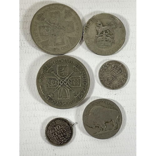 488 - TWELVE COINS TO INCLUDE SILVER AND PART SILVER - FLORINS, THREEPENCE ETC