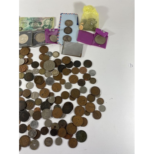 499 - A LARGE QUANTITY OF COINS TO INCLUDE BRITISH AND FOREIGN