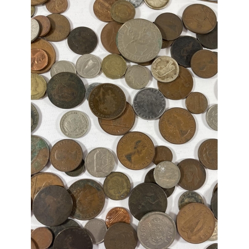 499 - A LARGE QUANTITY OF COINS TO INCLUDE BRITISH AND FOREIGN