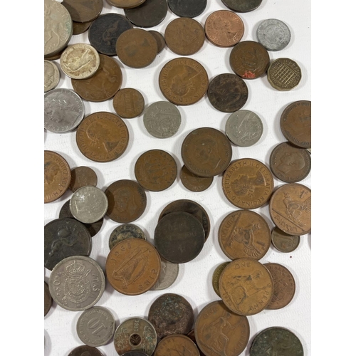 499 - A LARGE QUANTITY OF COINS TO INCLUDE BRITISH AND FOREIGN