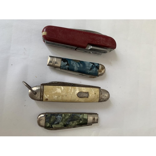 650 - FOUR VINTAGE PEN KNIVES