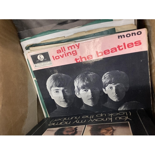 1007 - A COLLECTION OF VLET IT BE, ETCINYL RPM 45 SINGLE BEATLES RECORDS TO INCLUDE ALL MY LOVING,