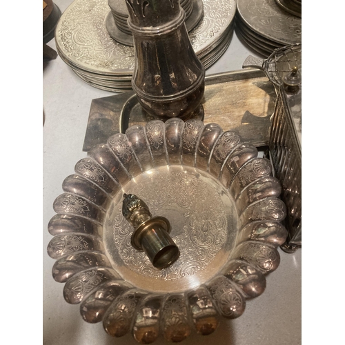 1060 - A QUANTITY OF SILVERPLATE TOGETHER WITH GLASS KNIFE HOLDERS